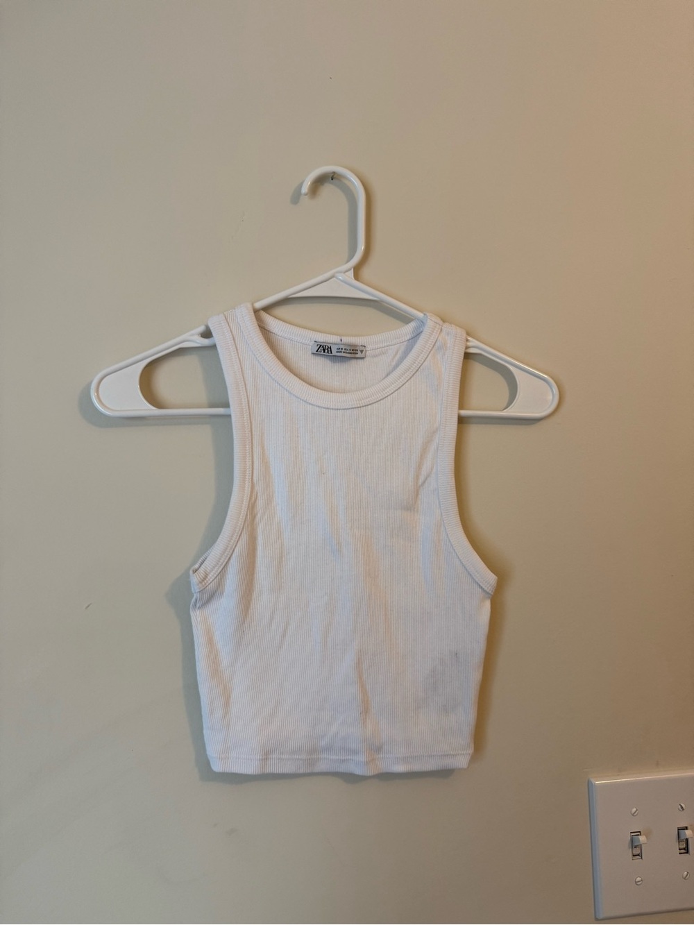 Zara Cream Ribbed Crewneck Crop Tank